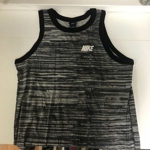 Nike Tank Top size Large